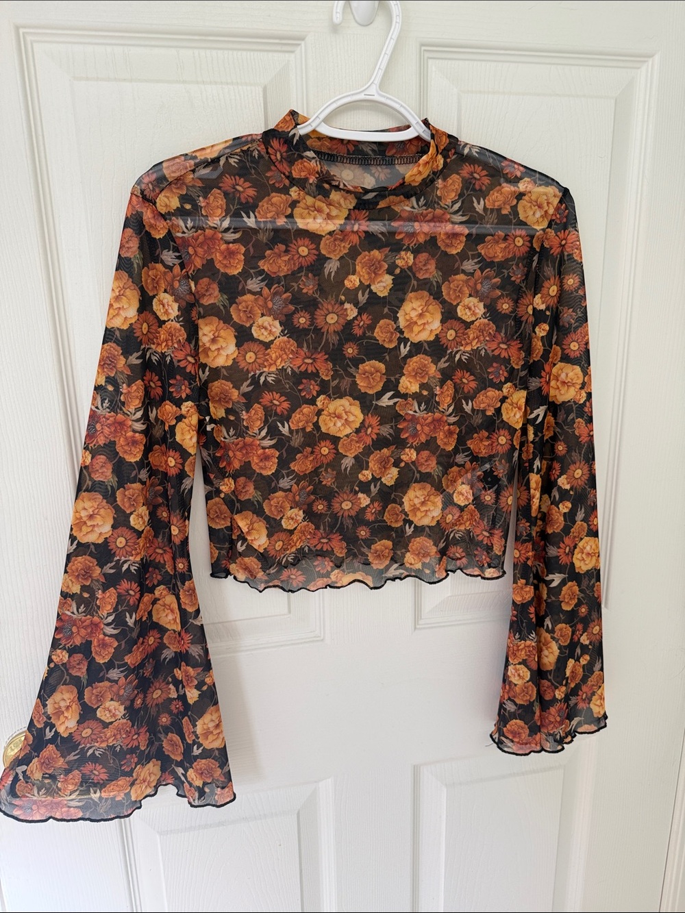 SHEIN Black Floral Mesh Long-Sleeve Crop Top
